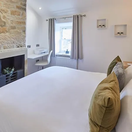 Host & - Old Stone Holiday home *